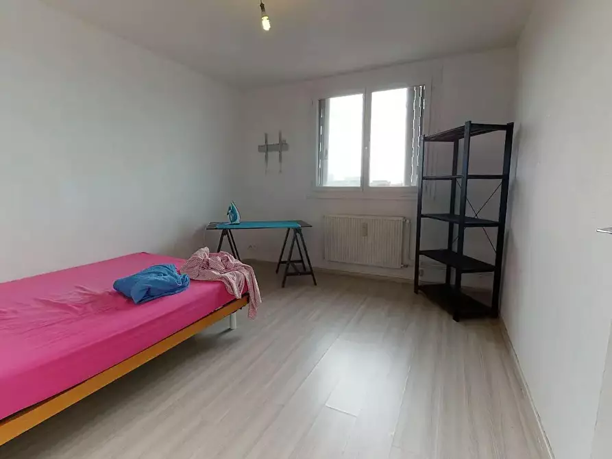 Immagine 2 di Camera in affitto  in Rue Lafayette a Dijon
