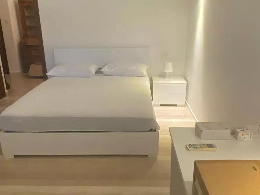 Immagine 3 di Camera in affitto  in Viale Beatrice d'Este a Milano