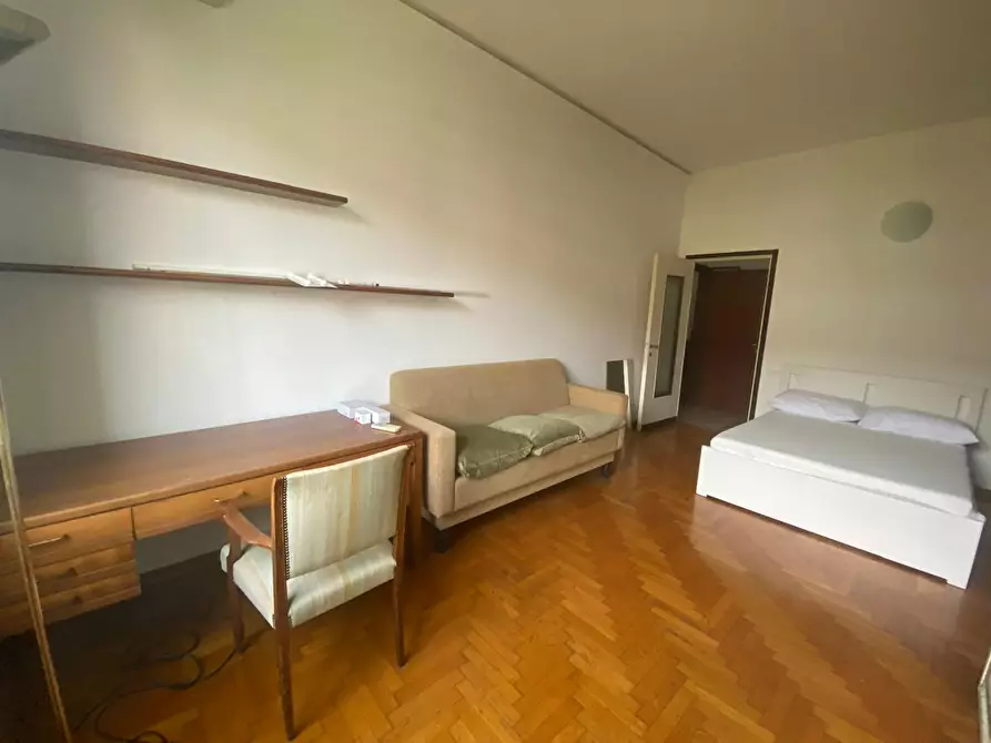 Immagine 6 di Camera in affitto  in Viale Beatrice d'Este a Milano