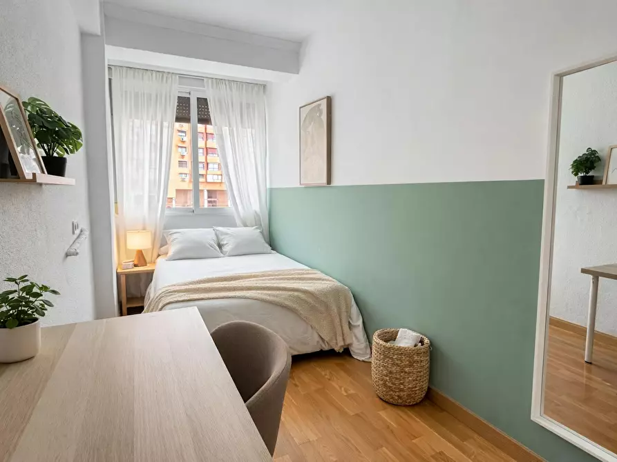 Immagine 1 di Appartamento in affitto  in Calle de Juan Duque a Madrid