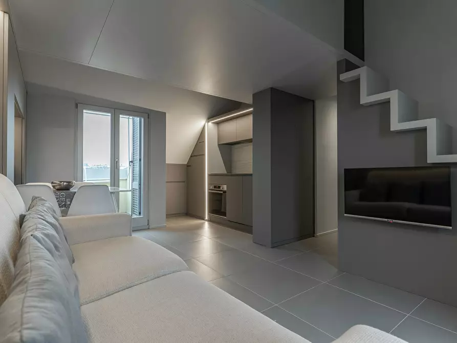 Immagine 6 di Appartamento in affitto  in Via Giulio e Corrado Venini a Milano