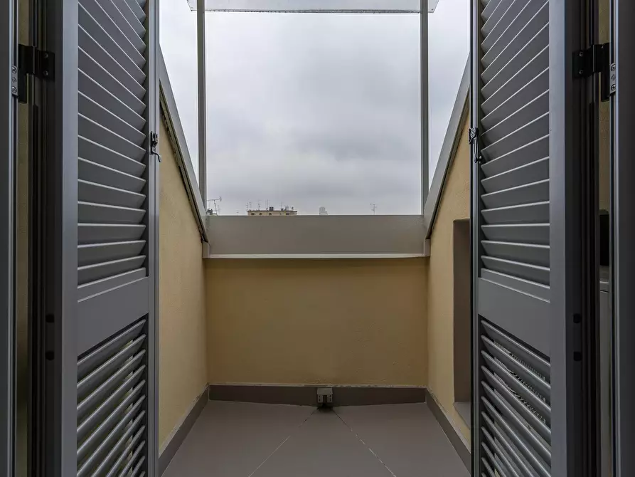 Immagine 10 di Appartamento in affitto  in Via Giulio e Corrado Venini a Milano