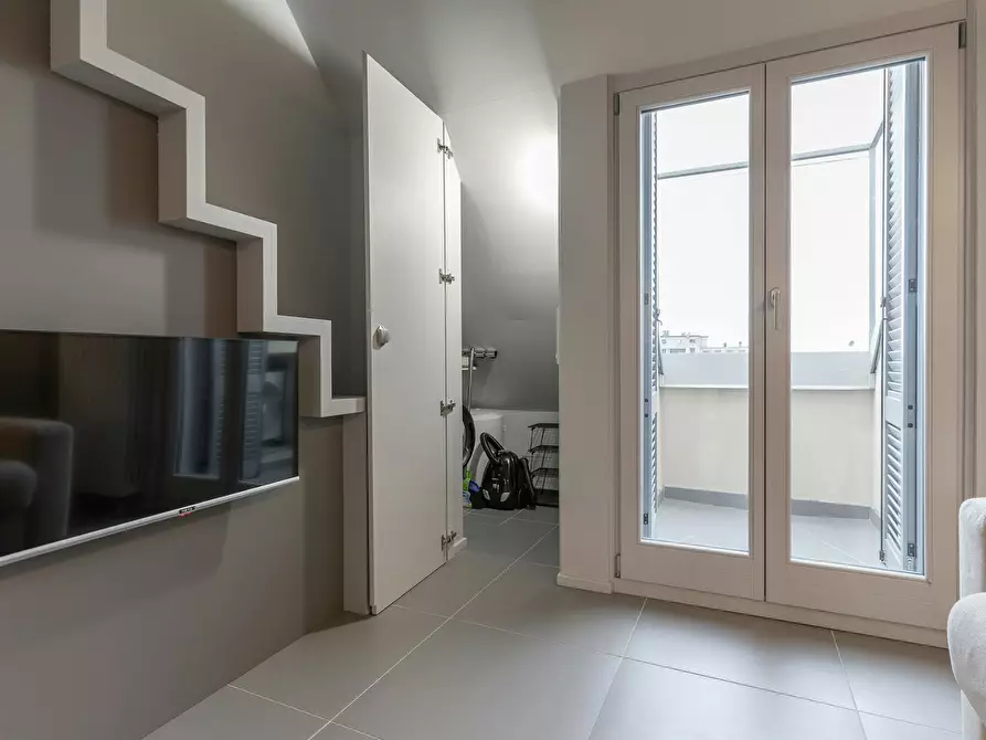 Immagine 4 di Appartamento in affitto  in Via Giulio e Corrado Venini a Milano