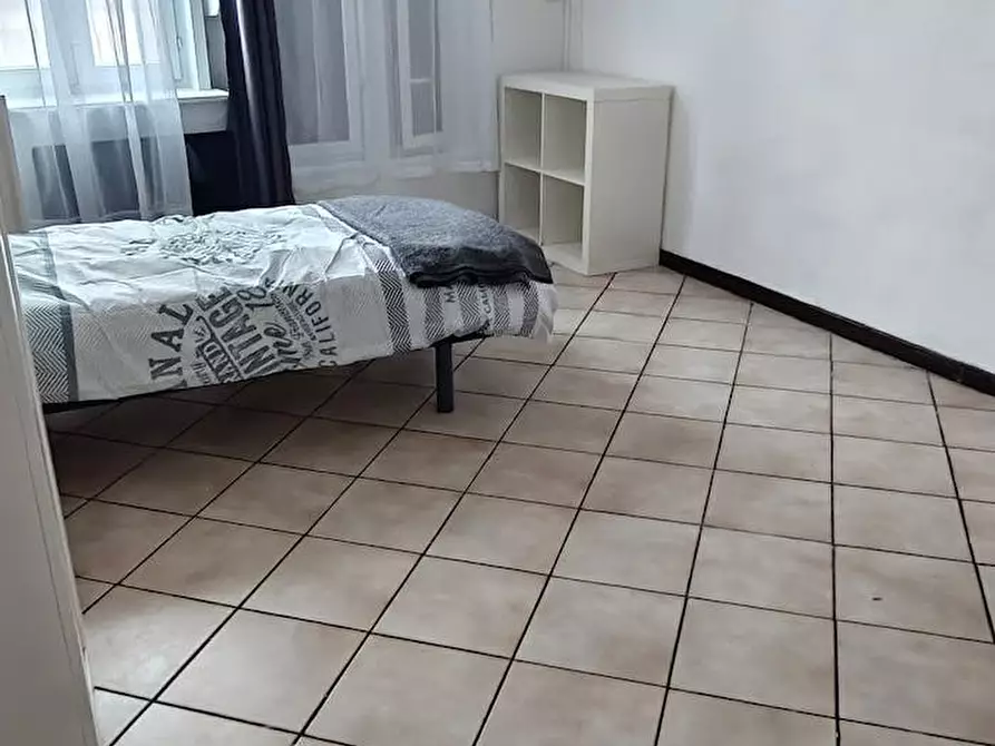 Immagine 1 di Appartamento in affitto  in Rue des Meuniers a Lille