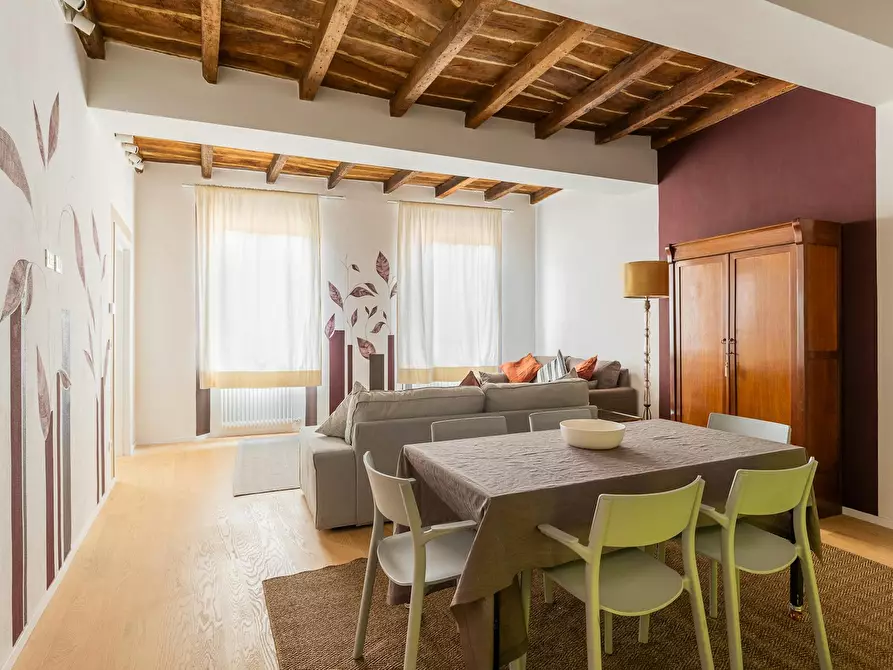 Immagine 2 di Appartamento in affitto  in Via dell'Oro a Bologna