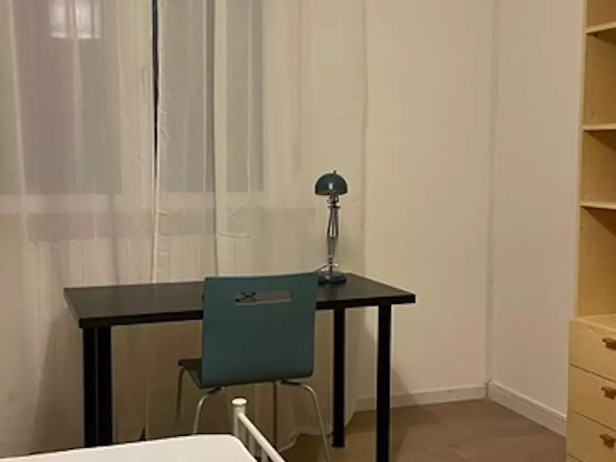 Immagine 9 di Camera in affitto  in Via Gaetano Donizetti a Forli'