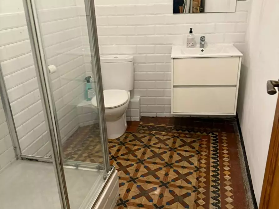 Immagine 9 di Camera in affitto  in Carrer de Milans a Barcelona