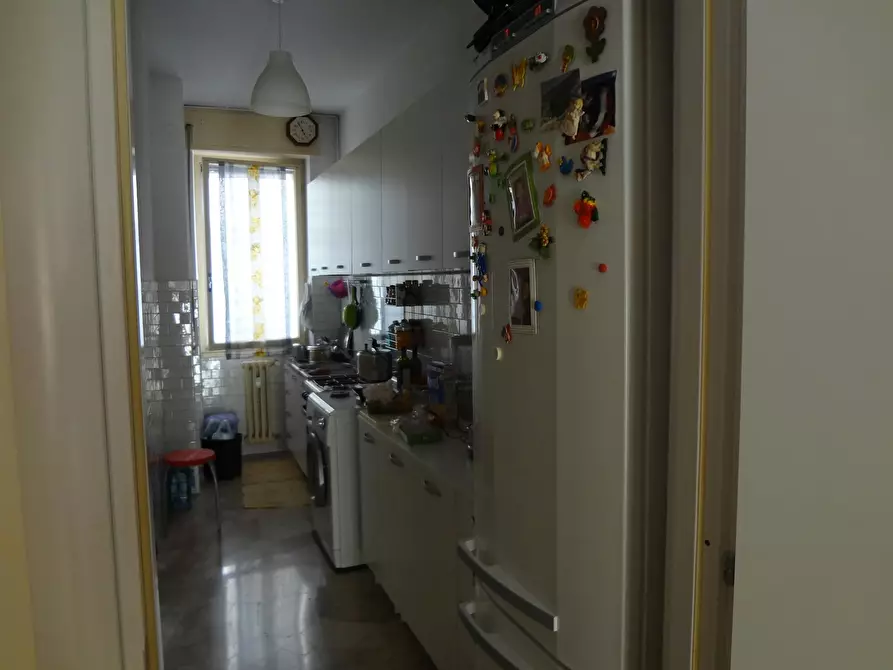 Immagine 5 di Camera in affitto  in Via Eugenio Villoresi a Milano