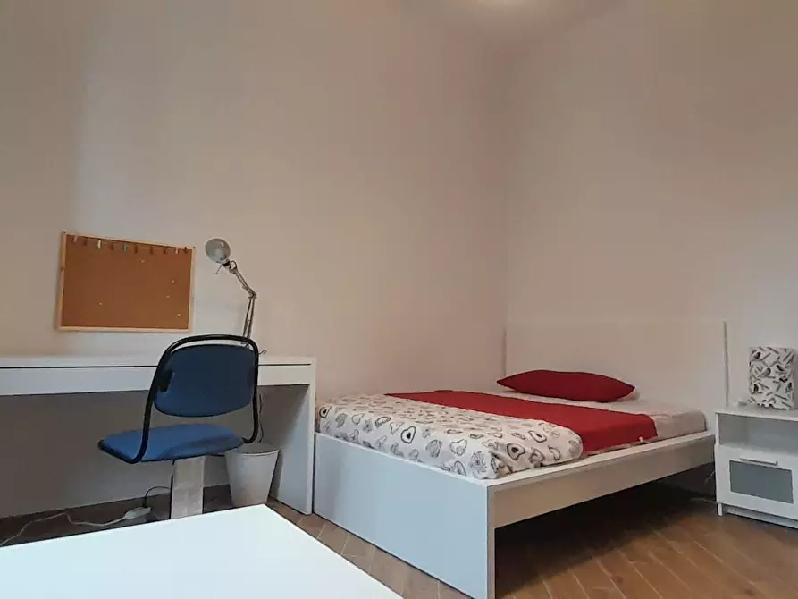 Immagine 4 di Camera in affitto  in Via Giambattista Lulli a Firenze