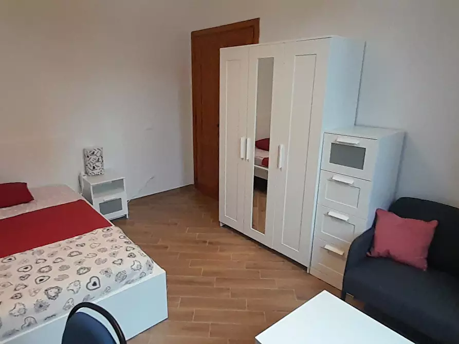 Immagine 2 di Camera in affitto  in Via Giambattista Lulli a Firenze