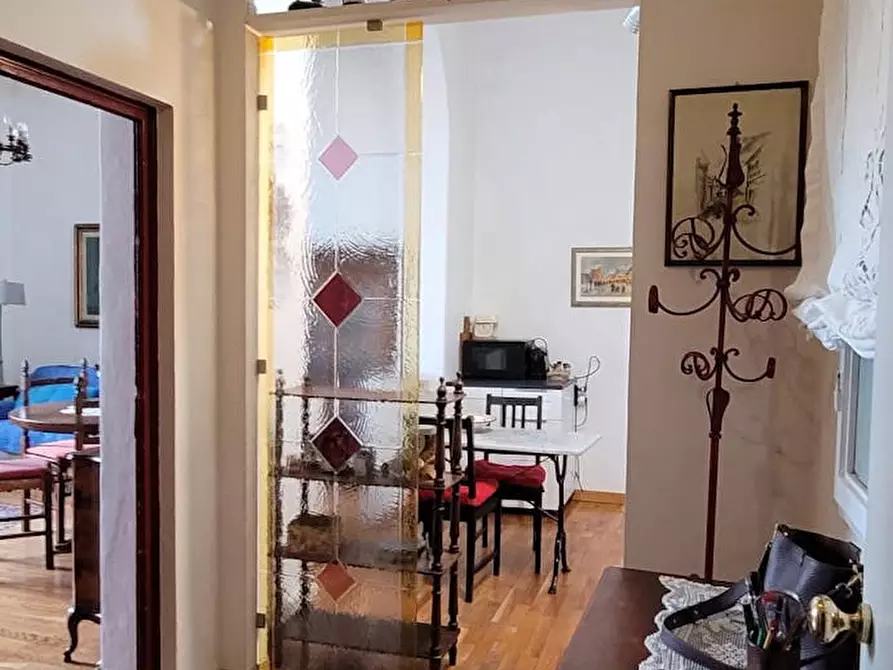 Immagine 8 di Appartamento in affitto  in Lungarno Serristori a Firenze