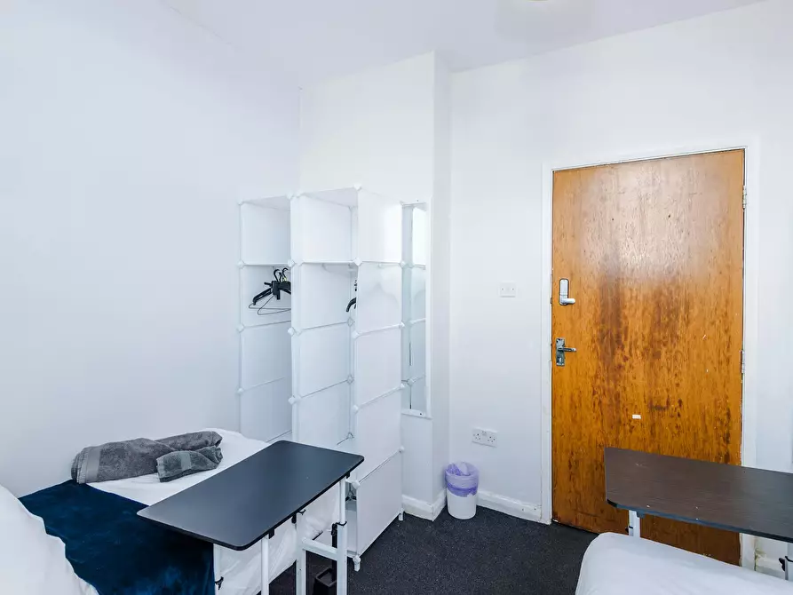 Immagine 2 di Appartamento in affitto  in Pendleton Way a 