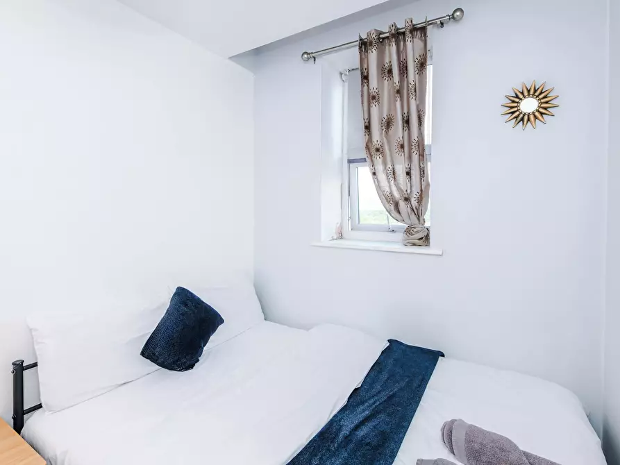 Immagine 4 di Appartamento in affitto  in Pendleton Way a 