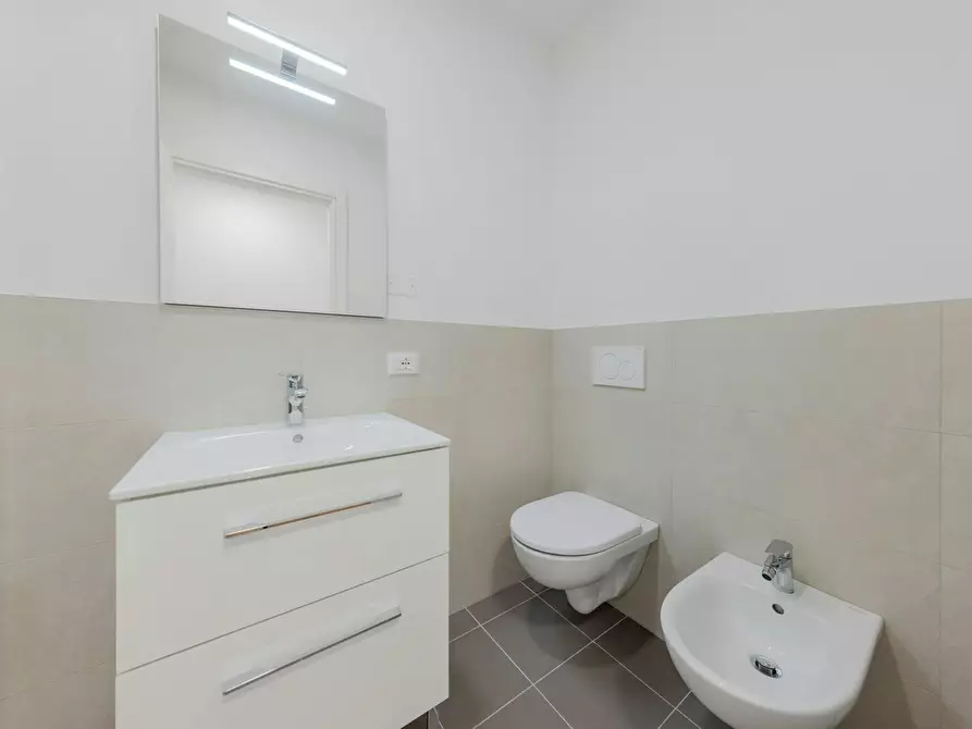 Immagine 7 di Camera condivisa in affitto  in Via della Malvasia a Trento