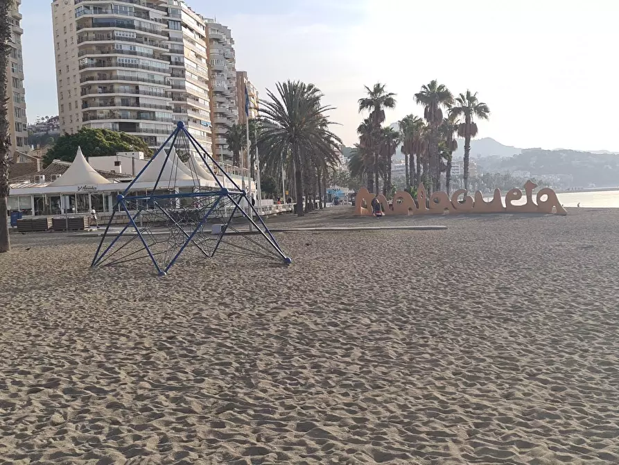 Immagine 1 di Appartamento in affitto  in Calle Vélez Málaga a Malaga