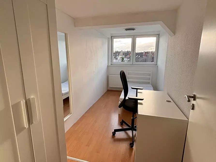 Immagine 1 di Camera in affitto  in Sommersstraße a Düsseldorf