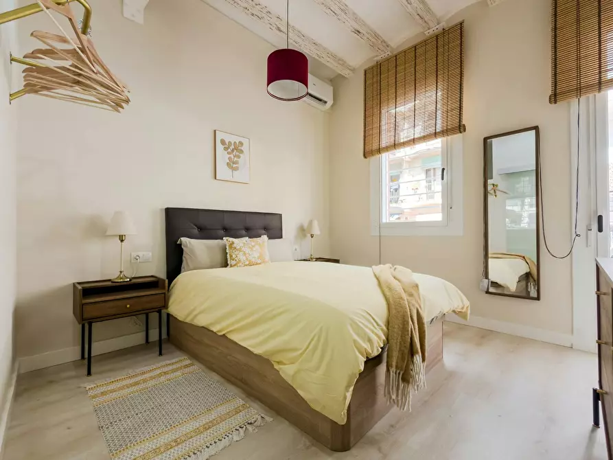 Immagine 1 di Appartamento in affitto  in Carrer d'En Robador a Barcelona