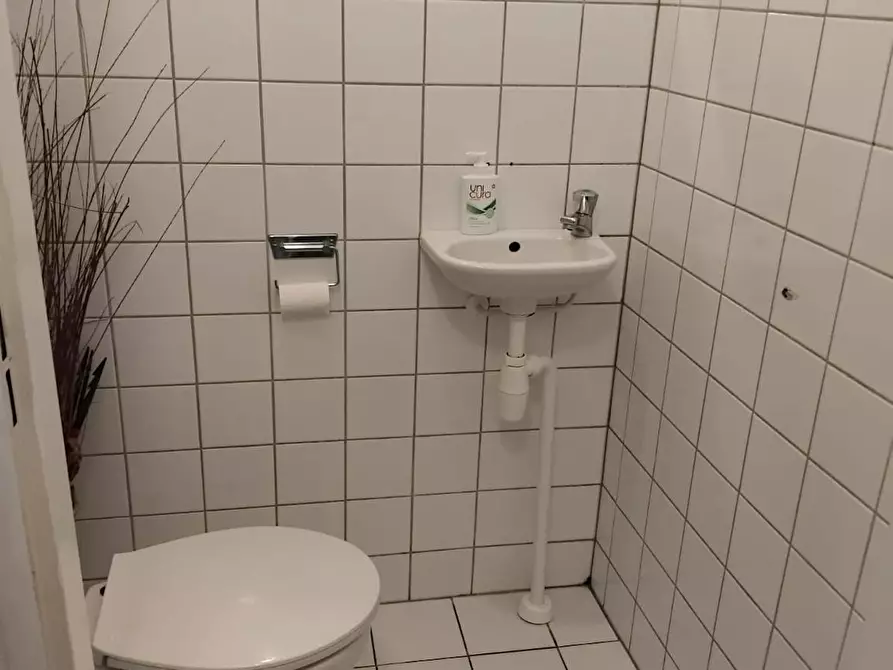 Immagine 5 di Camera in affitto  in Osloweg a 's-Gravenhage