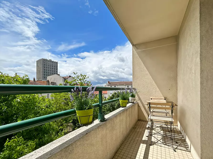 Immagine 2 di Appartamento in affitto  in Rue Trarieux a Lyon 03