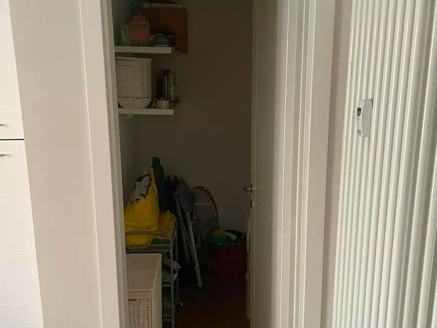 Immagine 7 di Camera in affitto  in Via Trieste a Milano