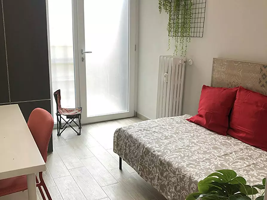 Immagine 8 di Appartamento in affitto  in Via Giovita Scalvini a Milano