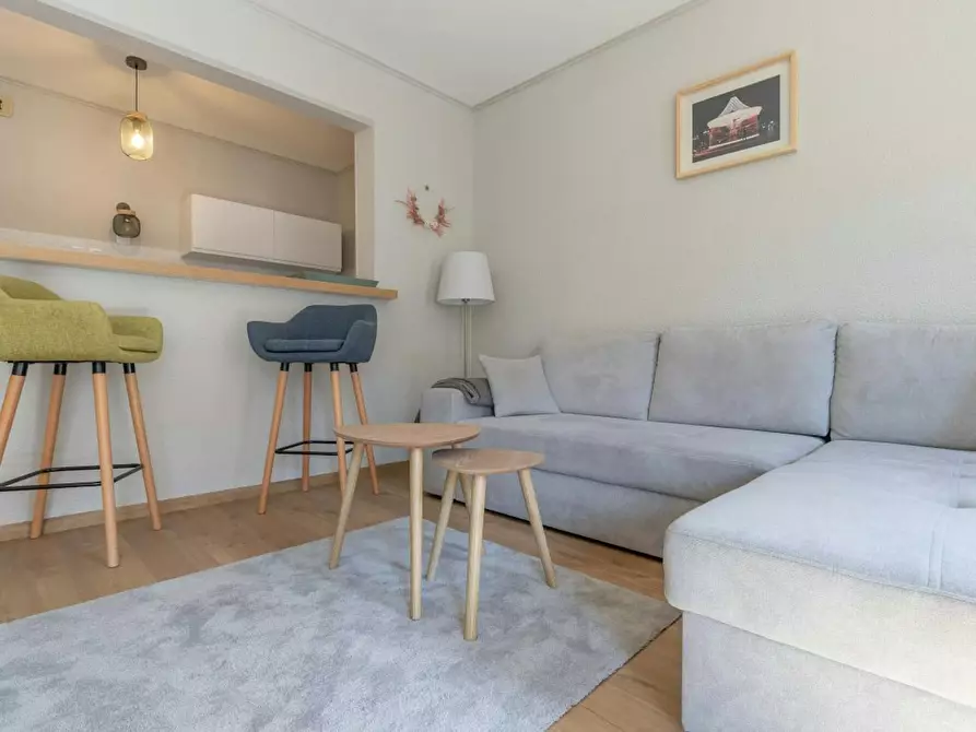 Immagine 4 di Appartamento in affitto  in Rue nationale a Limas