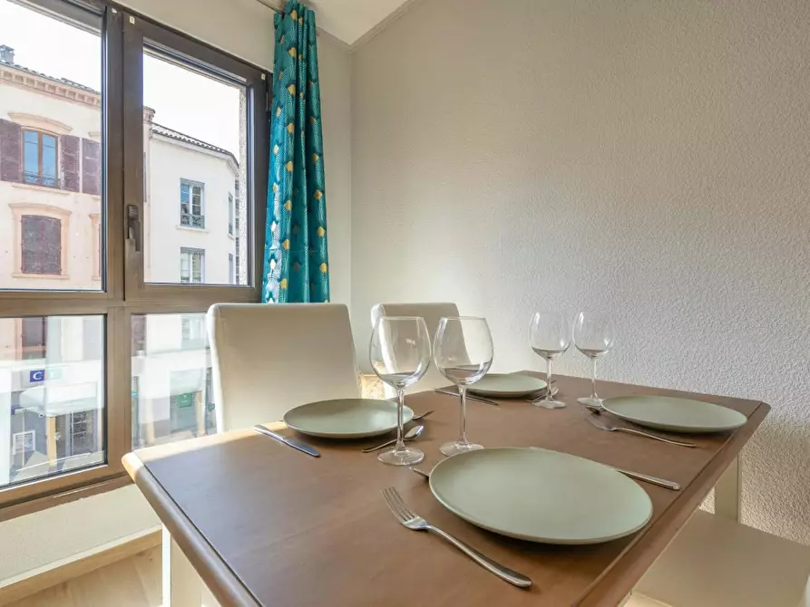 Immagine 2 di Appartamento in affitto  in Rue nationale a Limas