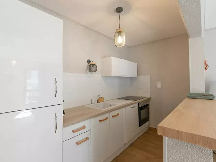 Immagine 8 di Appartamento in affitto  in Rue nationale a Limas