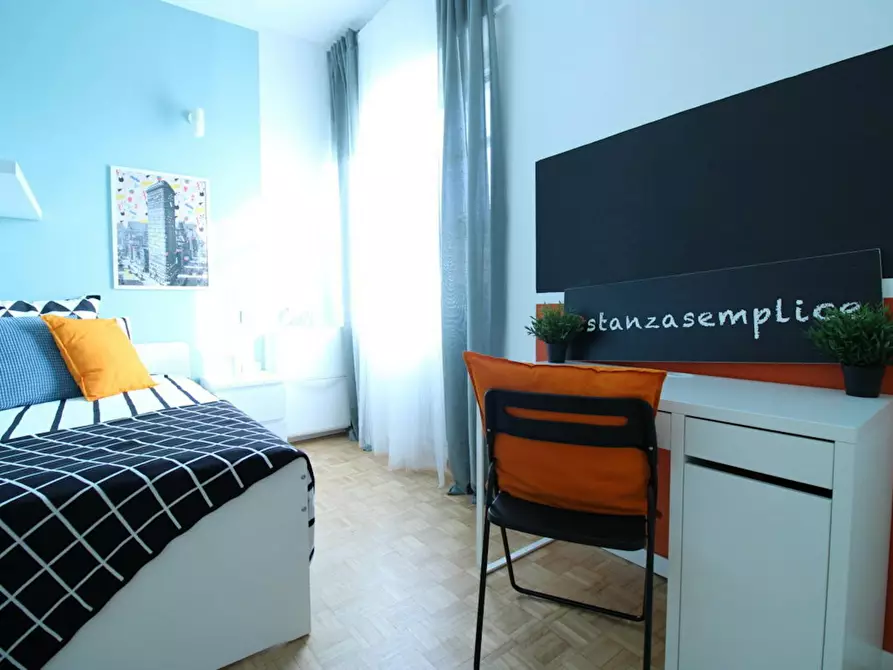Immagine 3 di Camera in affitto  in Via Guido Zadei a Brescia