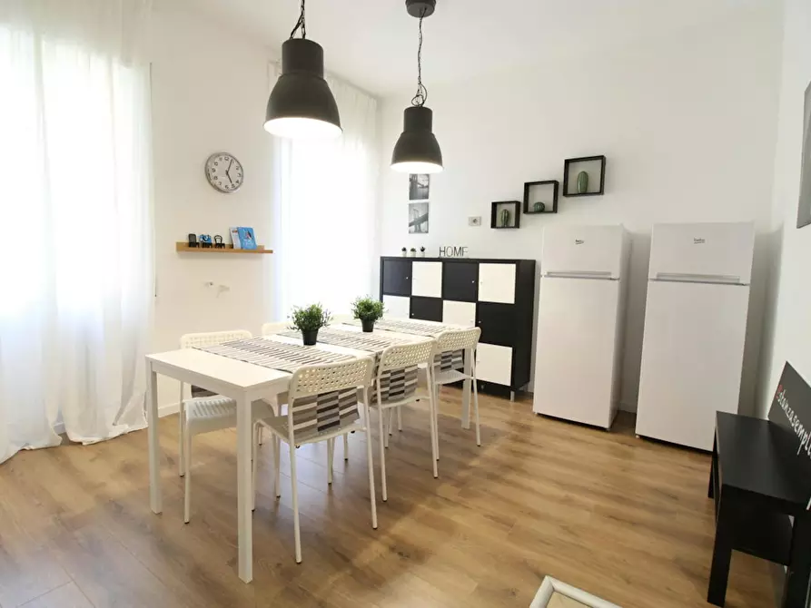 Immagine 10 di Camera in affitto  in Via Guido Zadei a Brescia