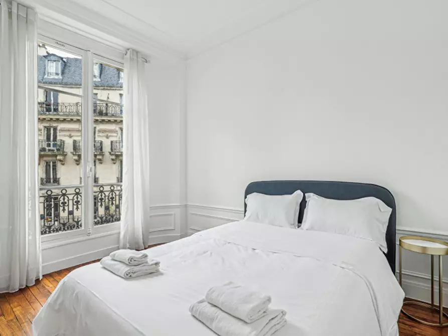 Immagine 10 di Appartamento in affitto  in Rue Leneveux a Paris