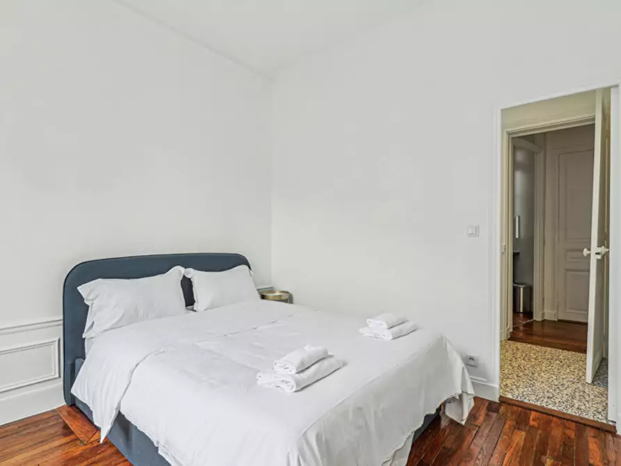 Immagine 9 di Appartamento in affitto  in Rue Leneveux a Paris