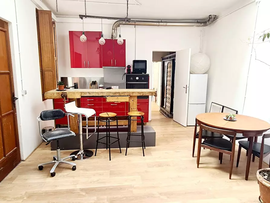 Immagine 5 di Appartamento in affitto  in Rue du Faubourg Saint-Antoine a Paris