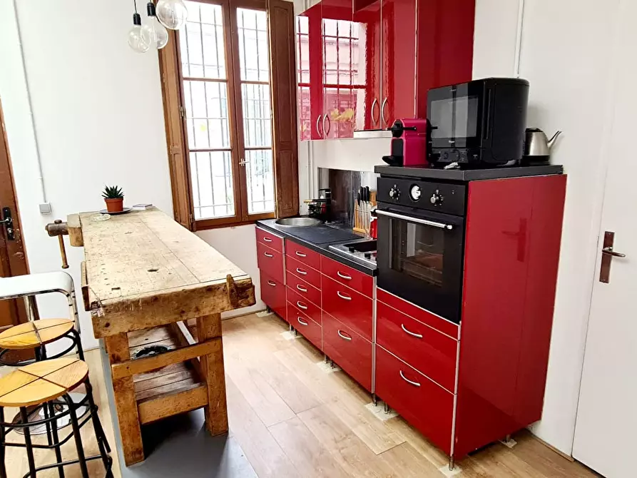 Immagine 6 di Appartamento in affitto  in Rue du Faubourg Saint-Antoine a Paris