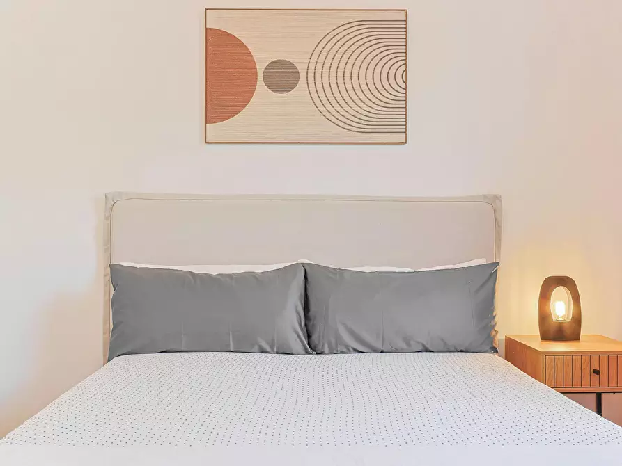 Immagine 10 di Appartamento in affitto  in Blasiusstraße a Düsseldorf