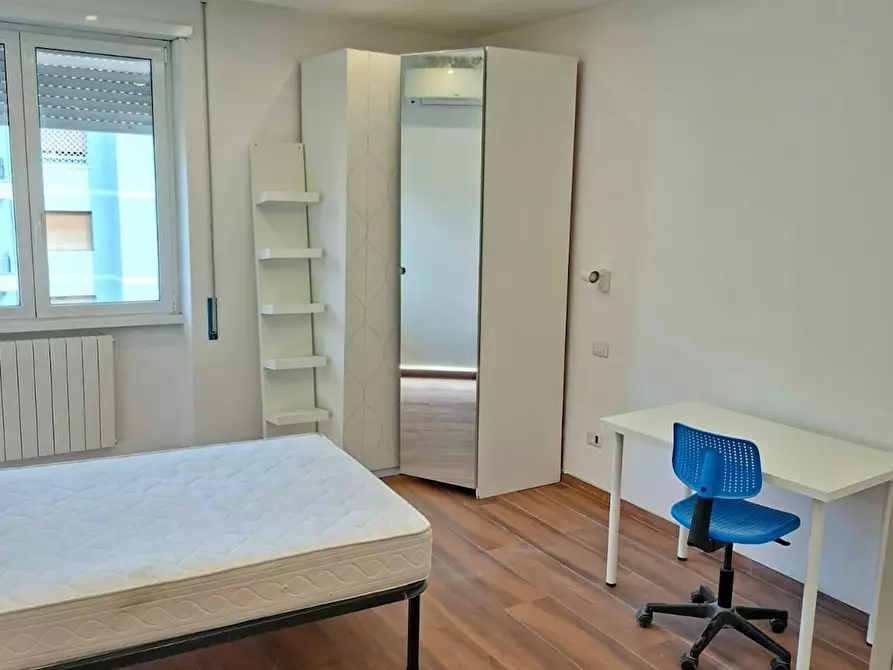 Immagine 1 di Camera in affitto  in Viale Libia a Roma