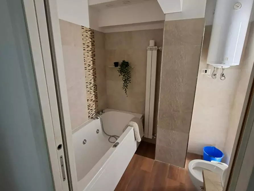 Immagine 8 di Camera in affitto  in Viale Libia a Roma