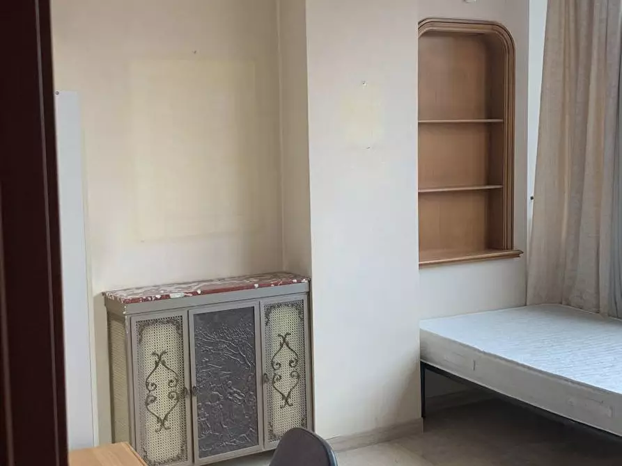 Immagine 6 di Camera in affitto  in Via Ogliastra a Roma