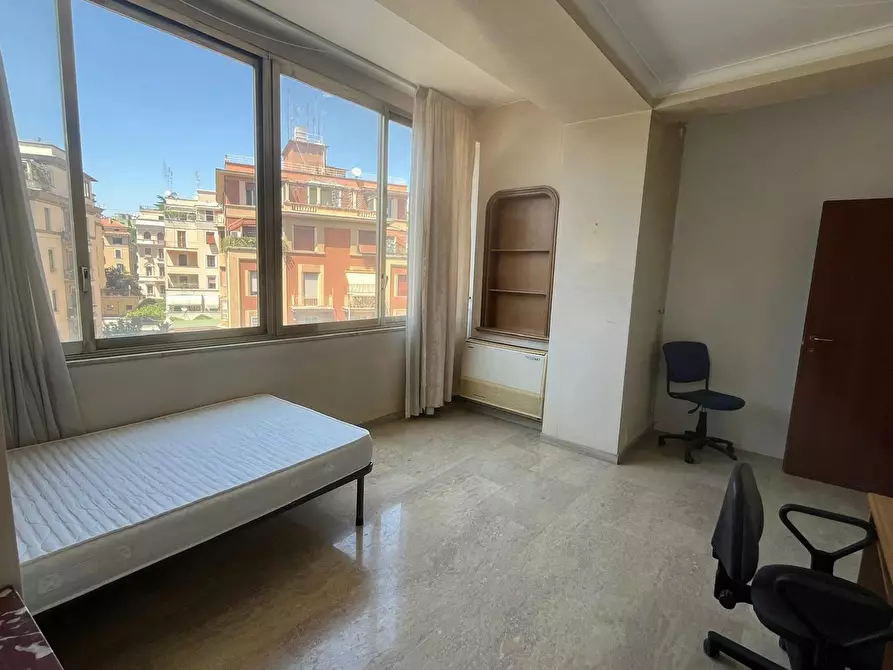 Immagine 3 di Camera in affitto  in Via Ogliastra a Roma