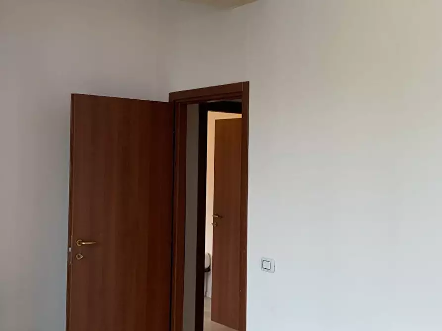 Immagine 4 di Camera in affitto  in Via Ogliastra a Roma