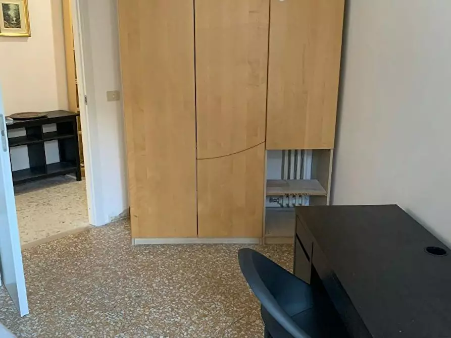 Immagine 1 di Camera in affitto  in Via dei Campi Flegrei a Roma