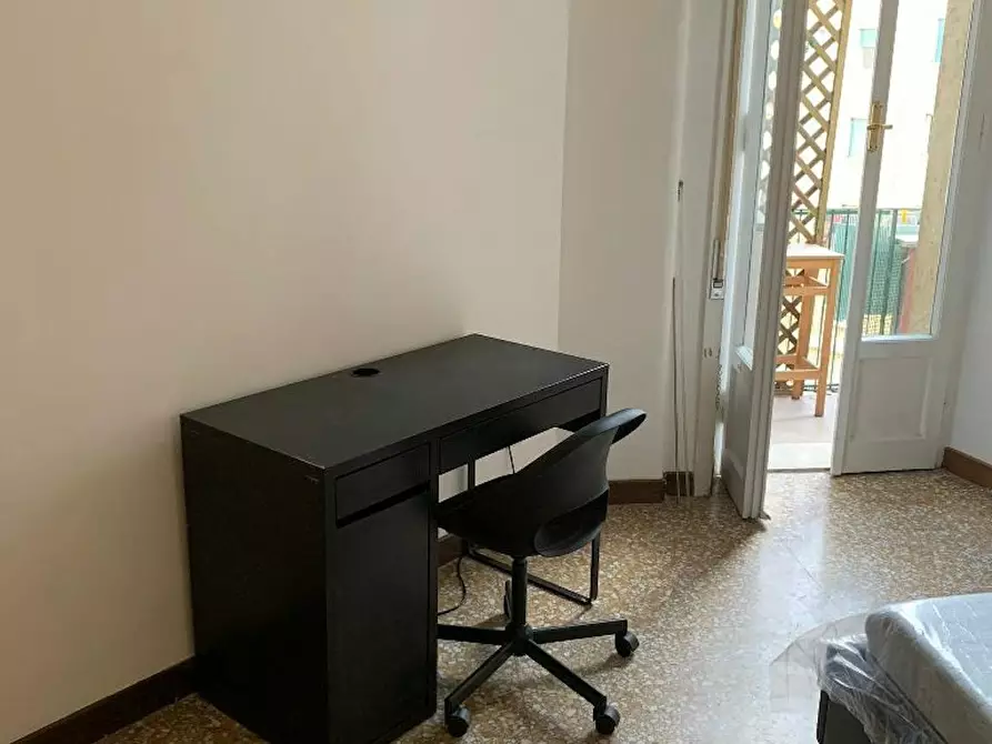 Immagine 3 di Camera in affitto  in Via dei Campi Flegrei a Roma