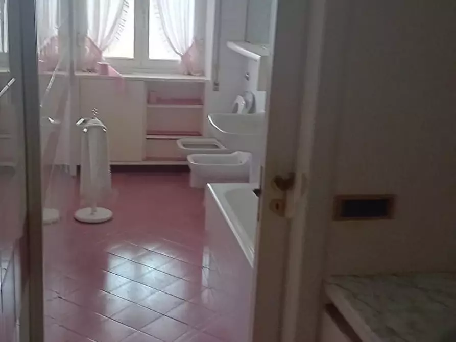 Immagine 7 di Camera in affitto  in Via Gorgona a Roma