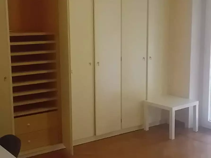 Immagine 3 di Camera in affitto  in Via Basilio Bricci a Roma
