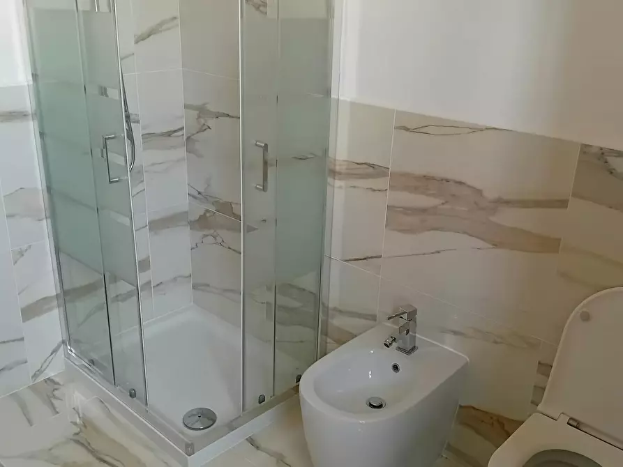 Immagine 8 di Camera in affitto  in Via Appia Nuova a Roma