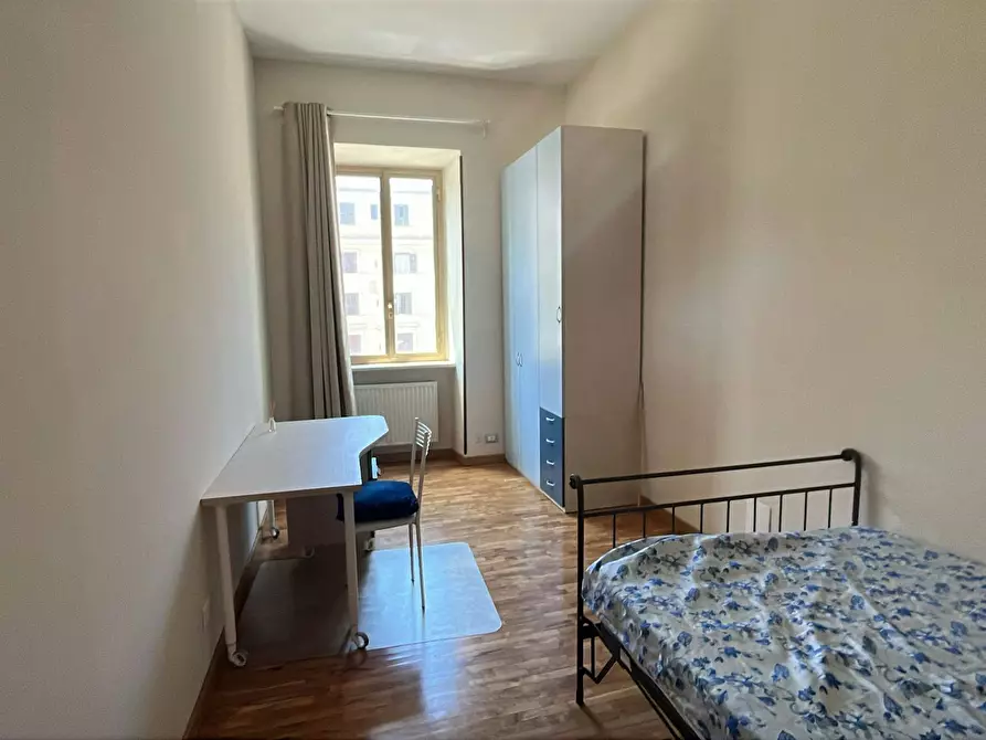 Immagine 1 di Camera in affitto  in Via Appia Nuova a Roma