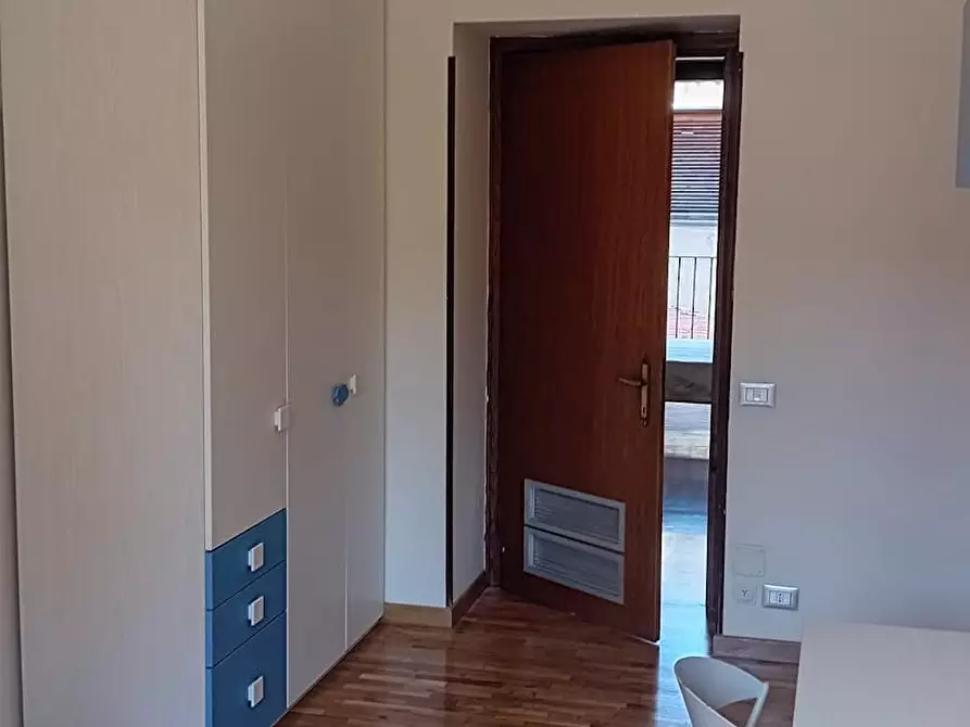 Immagine 1 di Camera in affitto  in Via Appia Nuova a Roma
