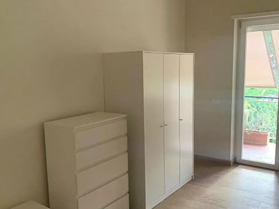 Immagine 3 di Camera in affitto  in Via Pian di Sco a Roma