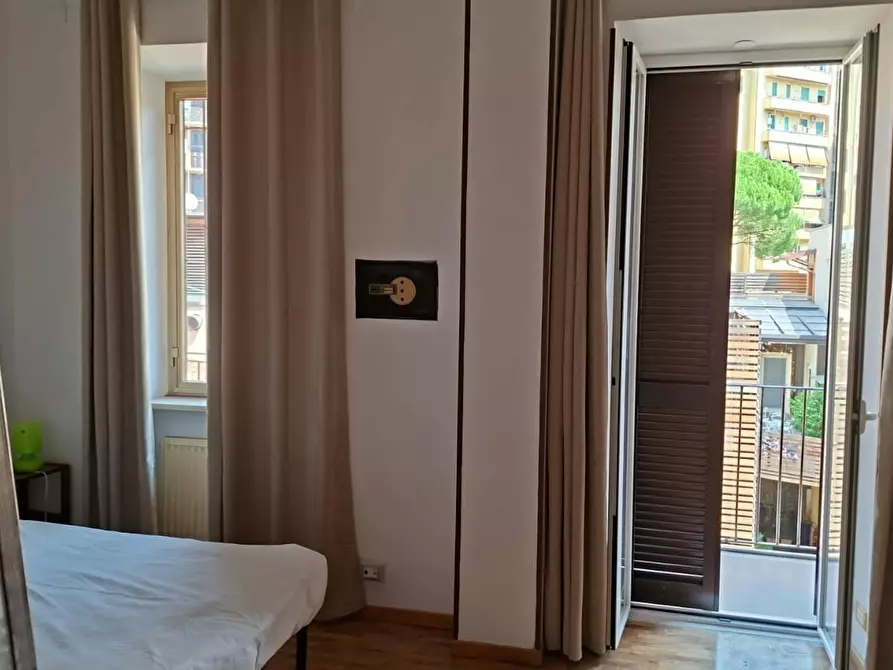 Immagine 2 di Camera in affitto  in Via Appia Nuova a Roma