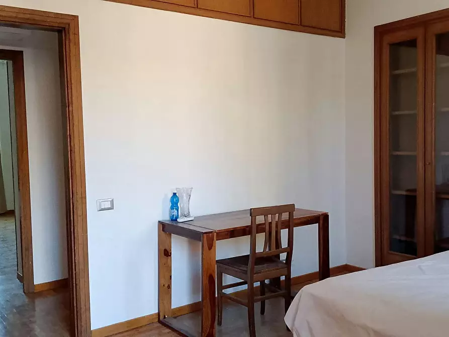 Immagine 8 di Camera in affitto  in Via Appia Nuova a Roma